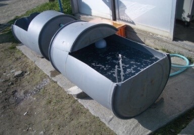 写真1 ギ酸タンクの水槽