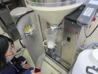 ほ乳ロボットの洗浄方法の実習